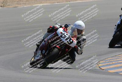 media/Apr-09-2023-SoCal Trackdays (Sun) [[333f347954]]/Turn 10 (115pm)/